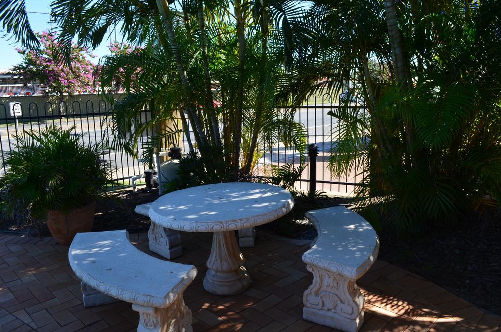 Rockhampton Palms Motor Inn Esterno foto