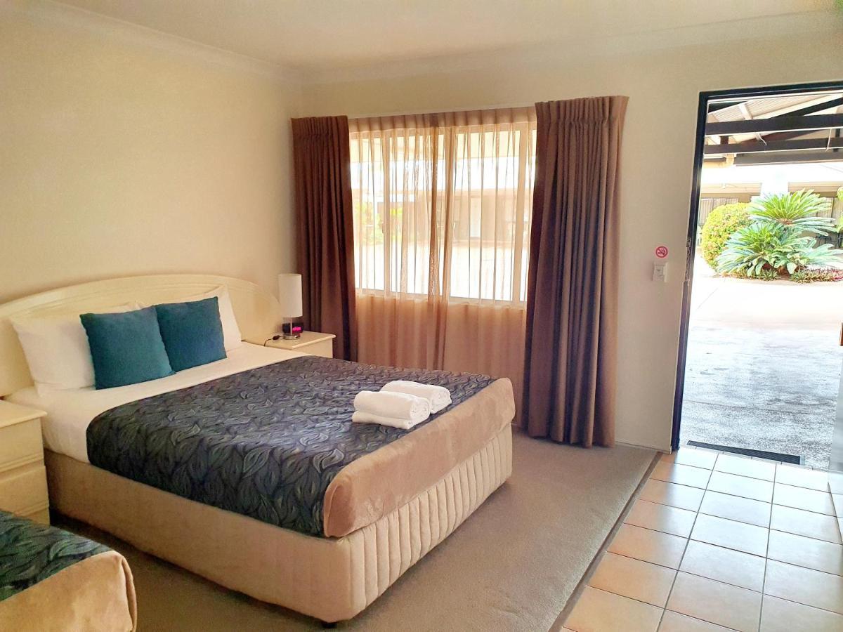 Rockhampton Palms Motor Inn Esterno foto