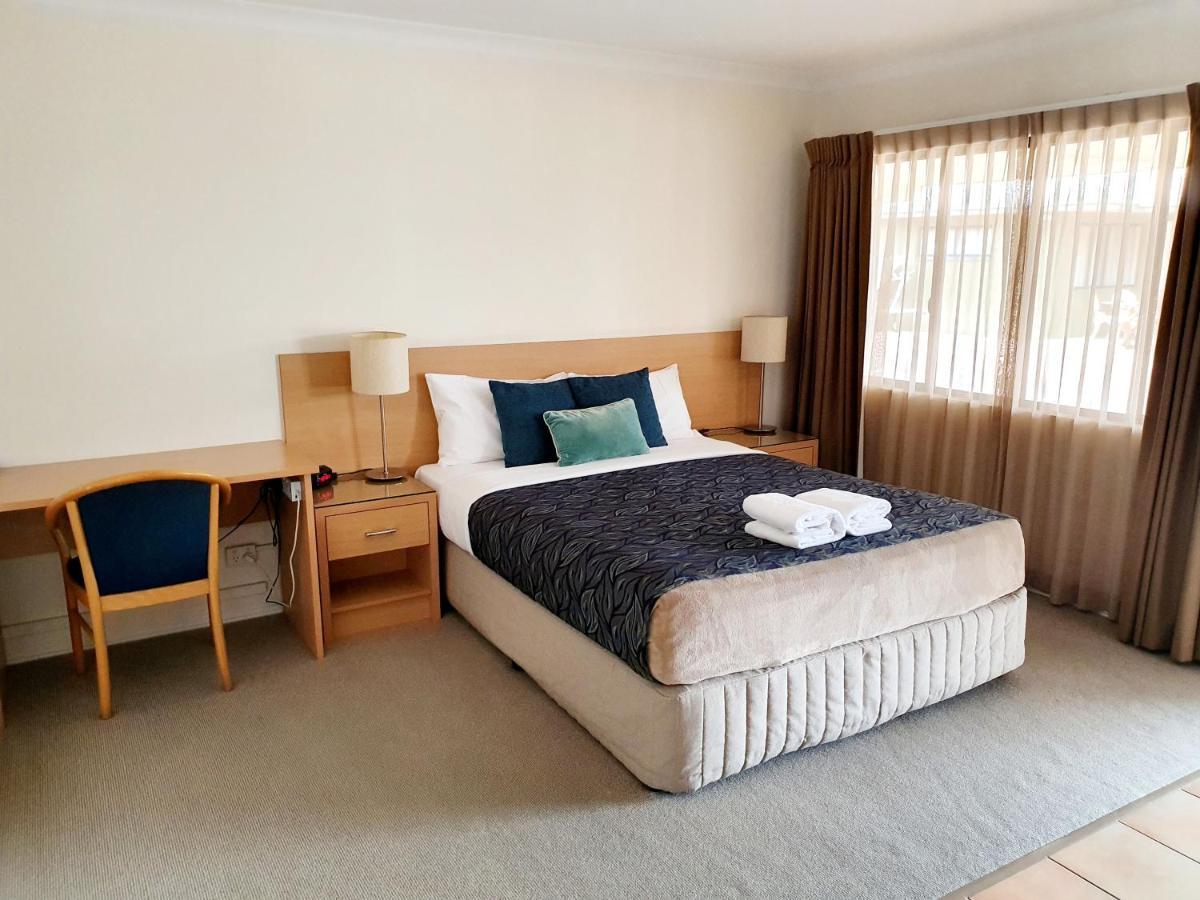 Rockhampton Palms Motor Inn Esterno foto