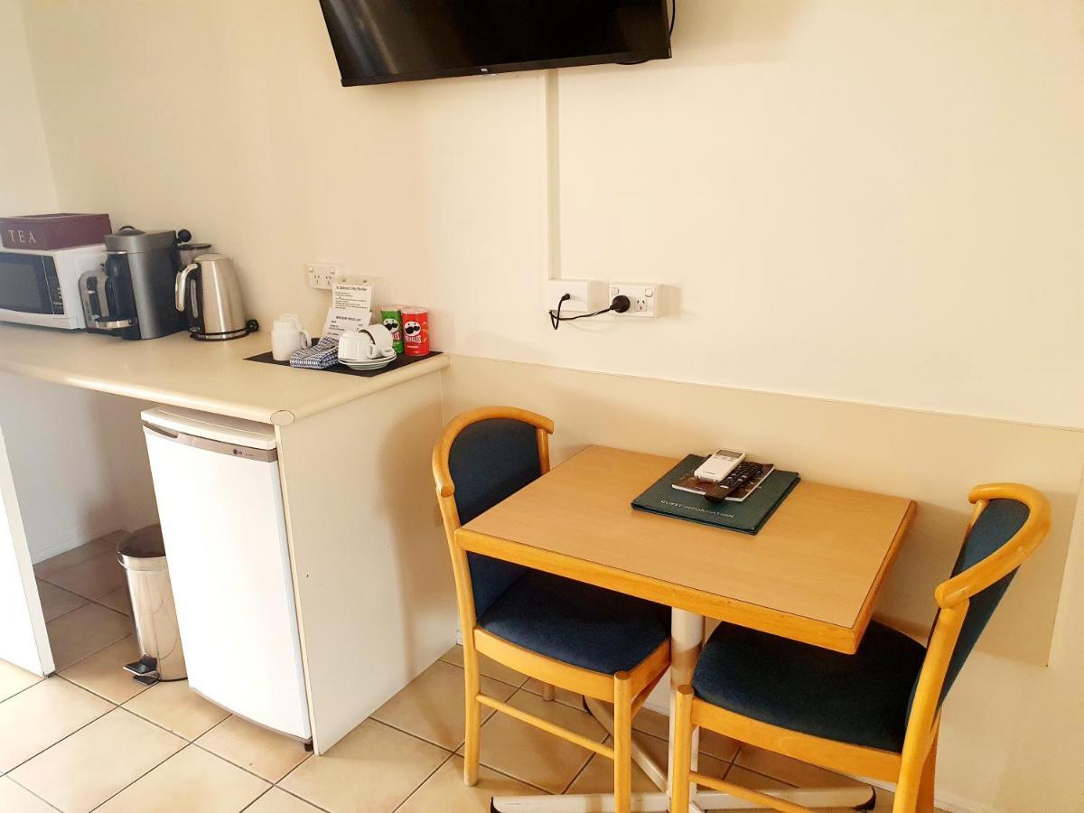 Rockhampton Palms Motor Inn Esterno foto